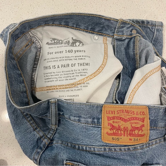 Levi 505 Denim Jean Shorts Jort Y2K Baggy W 34 9” Inseam Medium Stone Washed - Picture 6 of 8